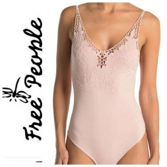 Free People Women’s Lea Floral Embroidery Bodysuit – Pearl Pink – Size S NWT - Picture 2 of 10